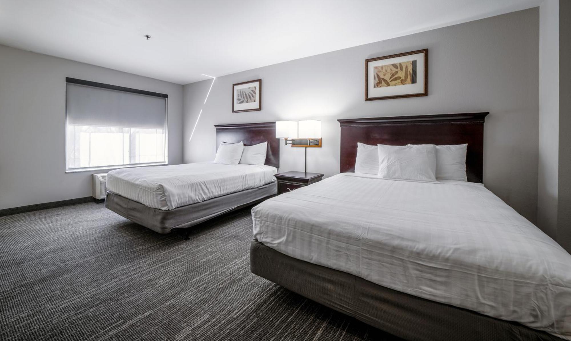 Country & By Radisson, At Mills, Ca Hotel