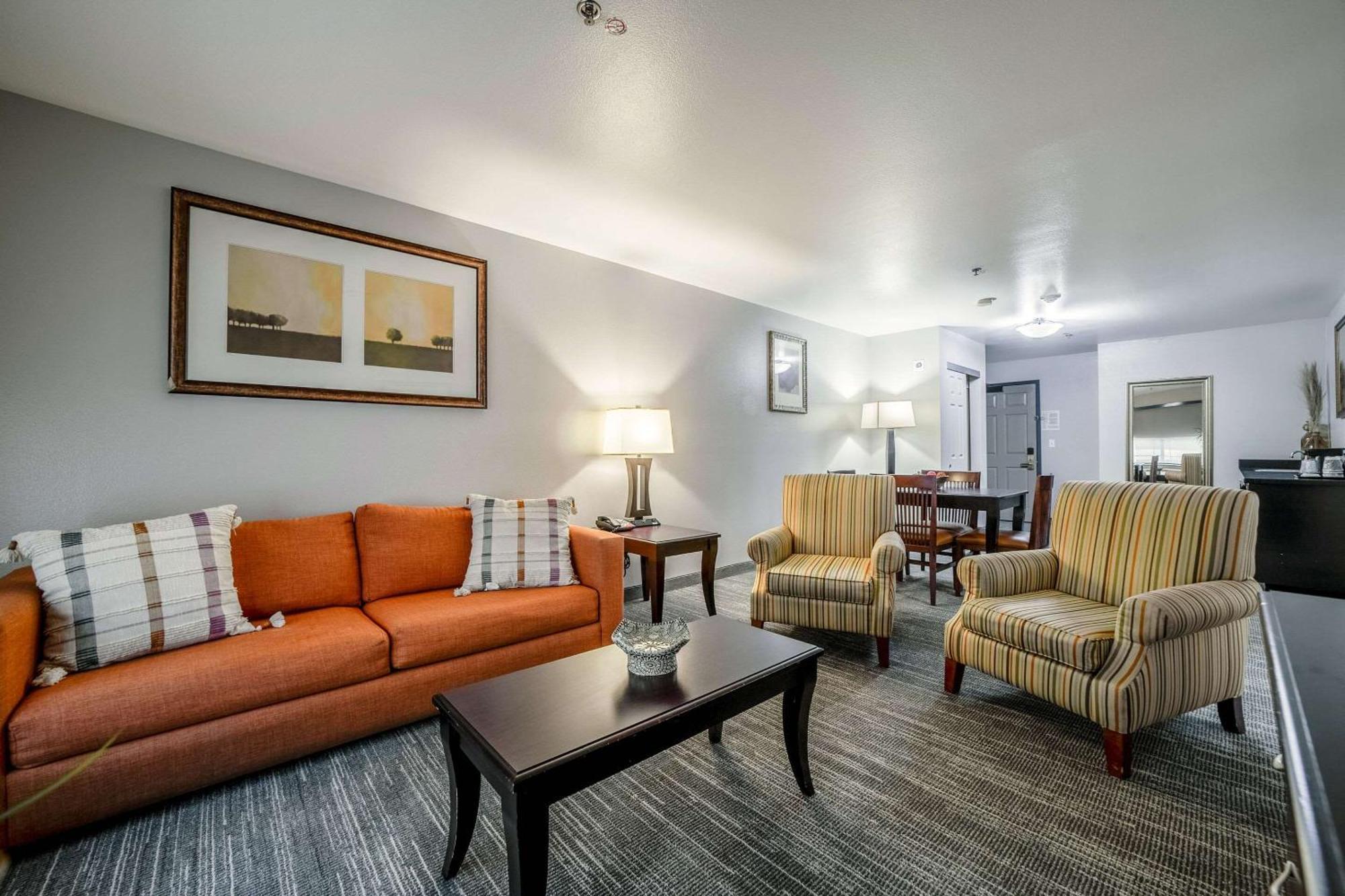 Country Inn&suites By Radisson, At Mills, Ca 3*