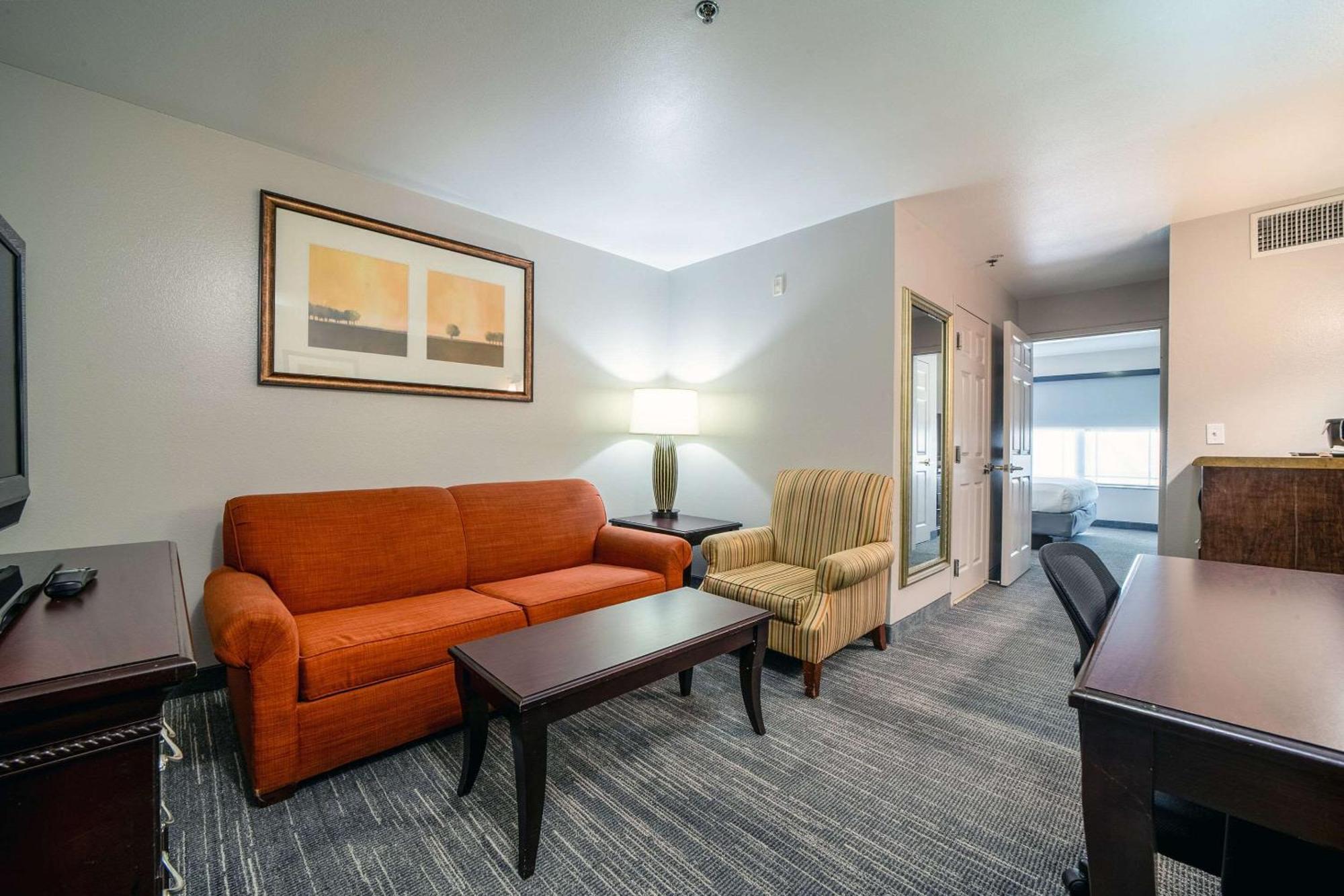 Hotel Country Inn&suites By Radisson, At Mills, Ca Ontario