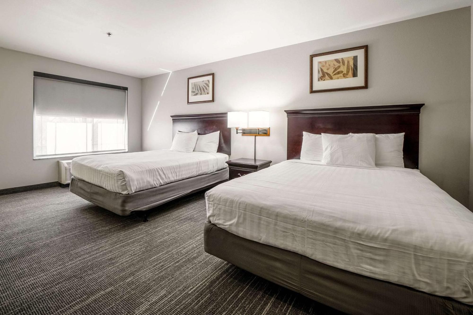 Country Inn&suites By Radisson, At Mills, Ca Hotel 3*
